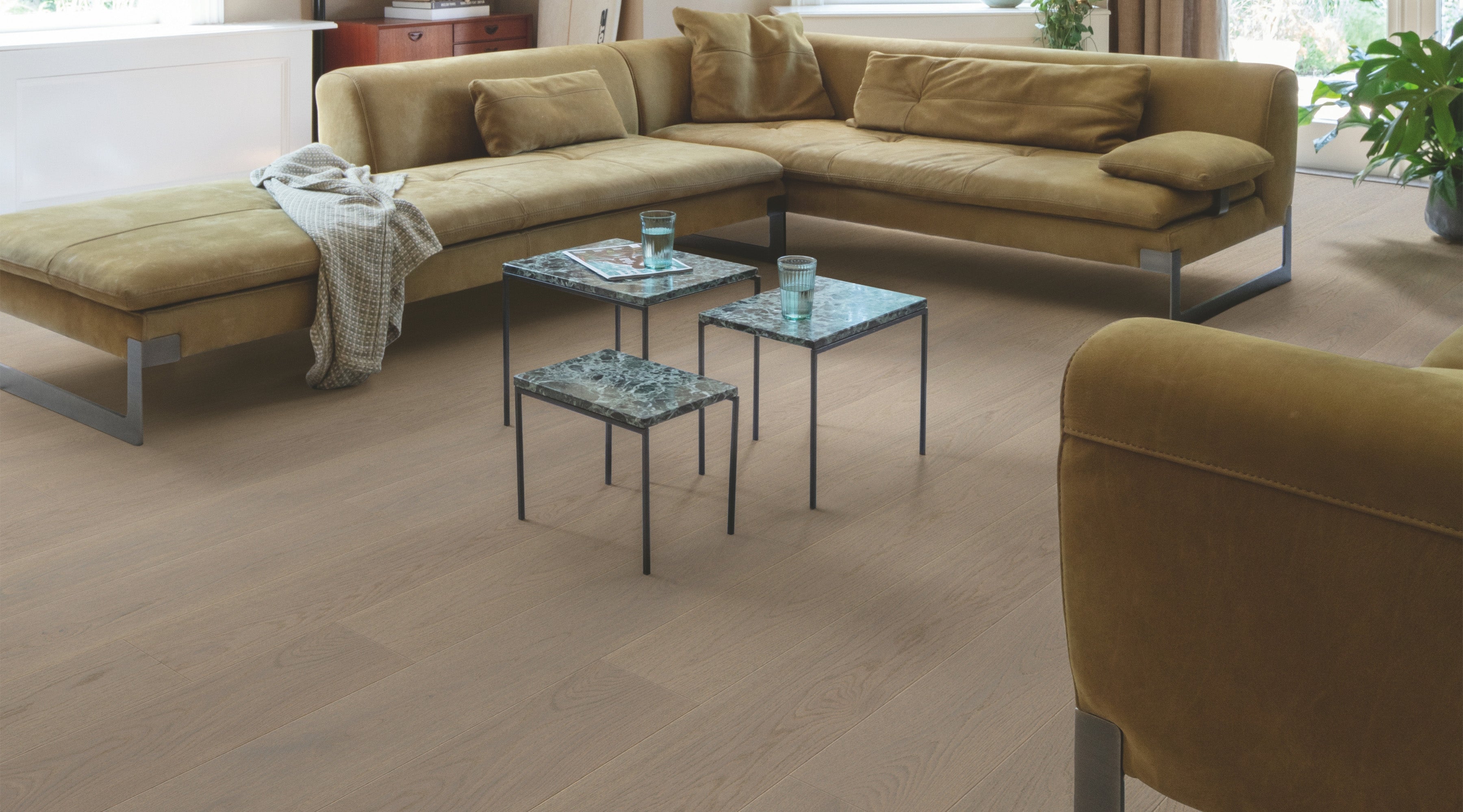 Cascada Hardwood Range Cotton Grey