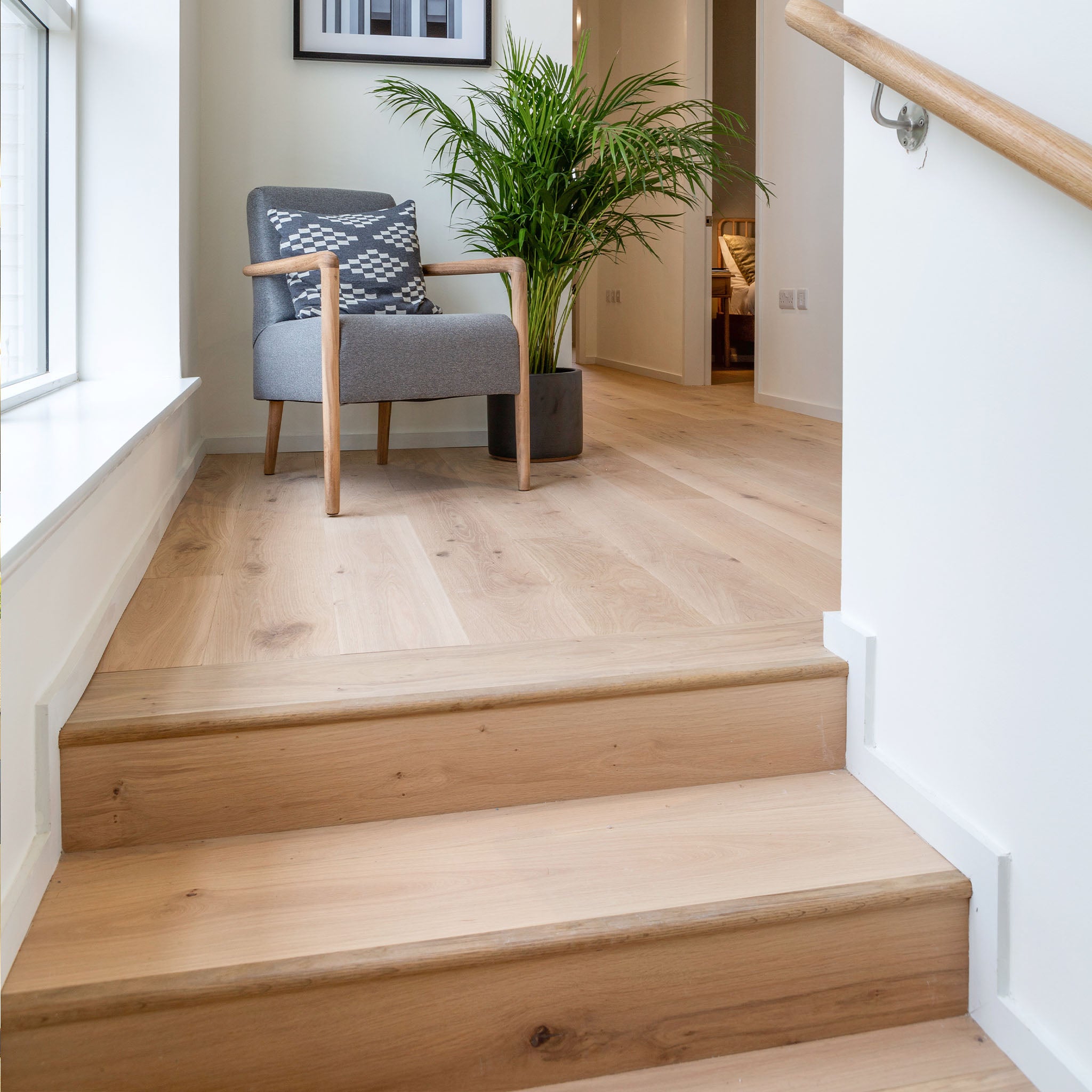 Elegance Oak 356 gallery image