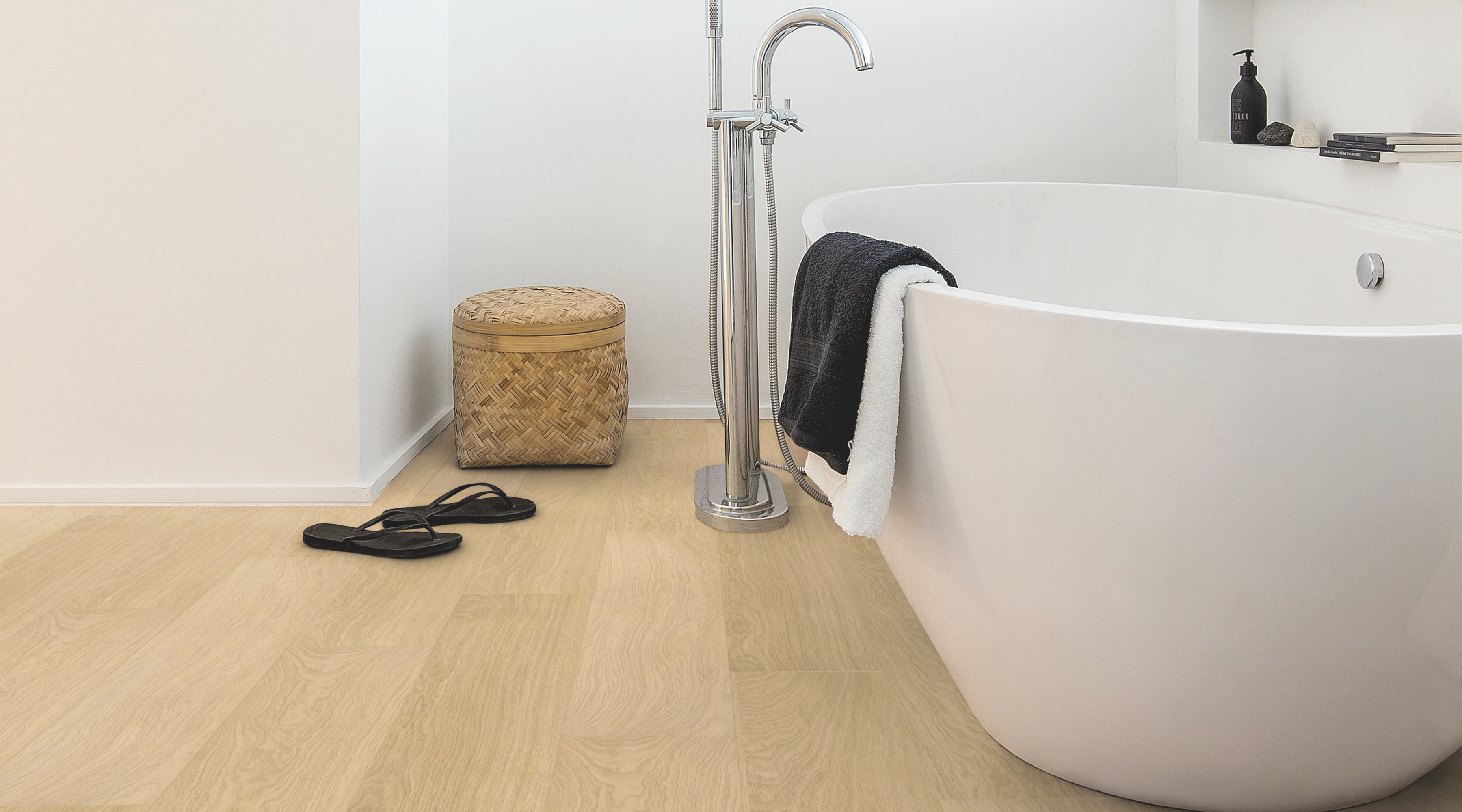 Impressive Ultra - White Varnished Oak IMU3105