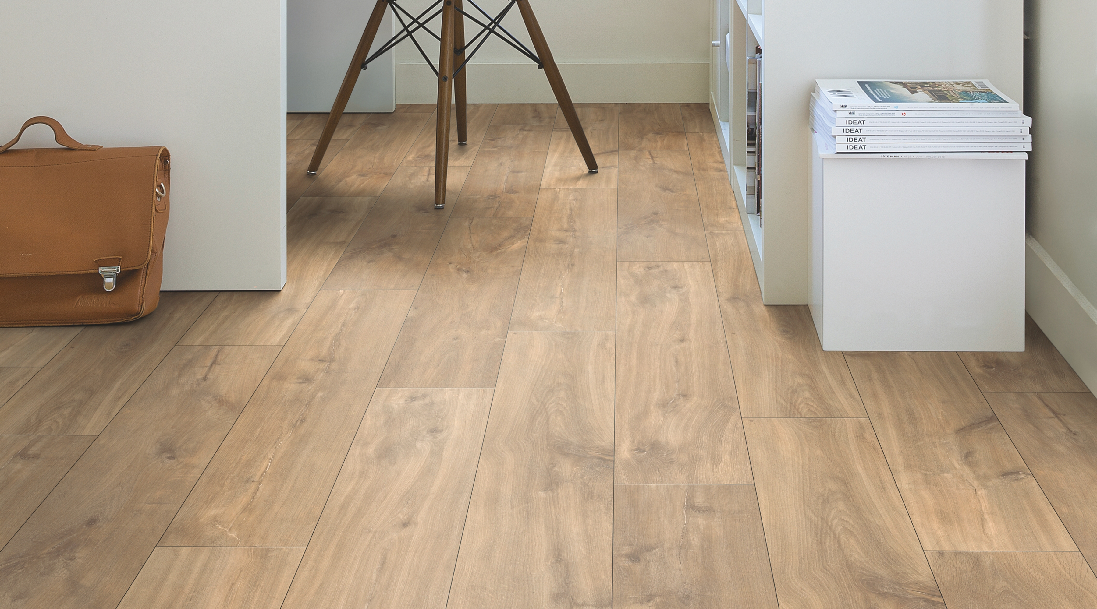 Classic - Midnight Oak Natural CLM1487