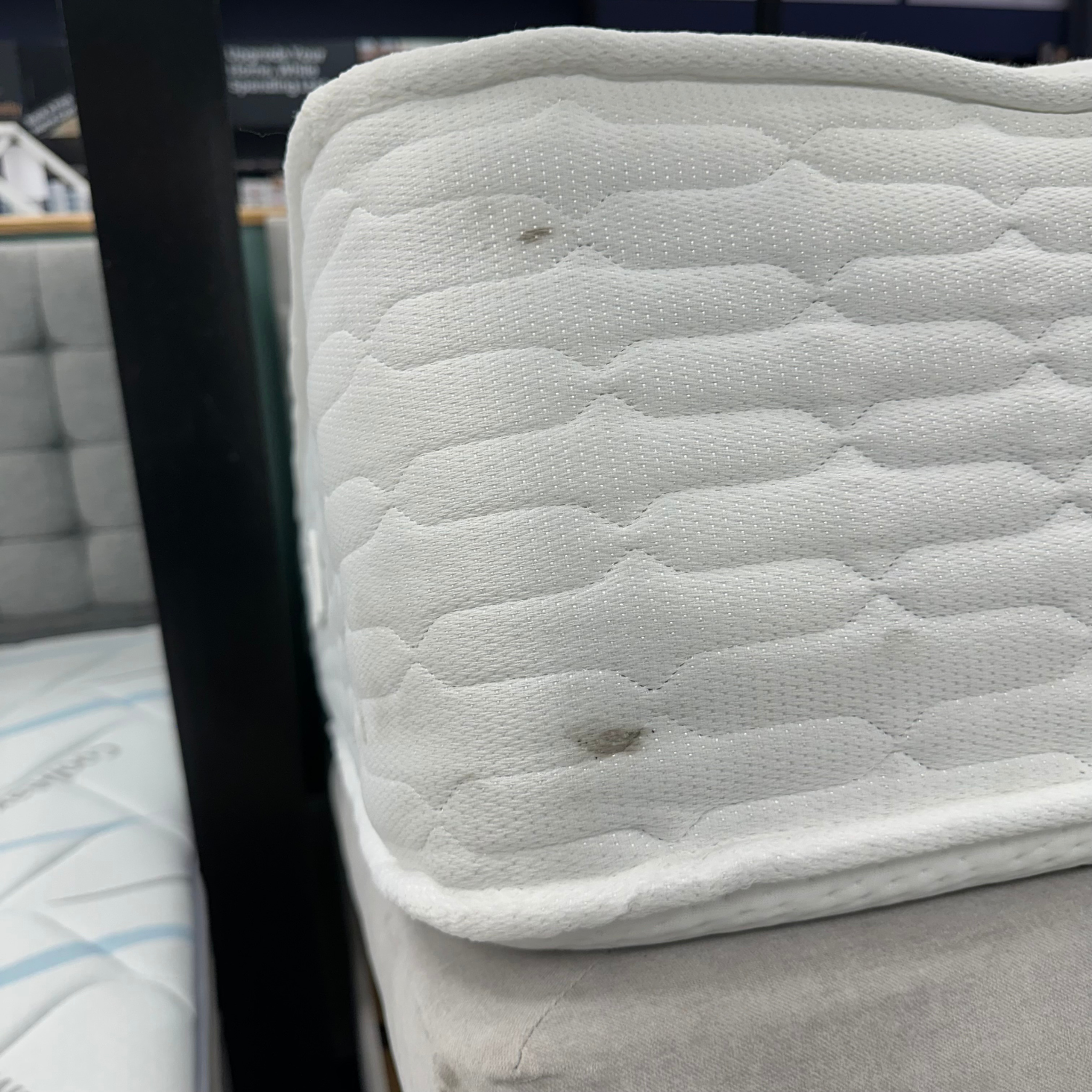 Graceland 4"6 Double Ottoman Bed Set