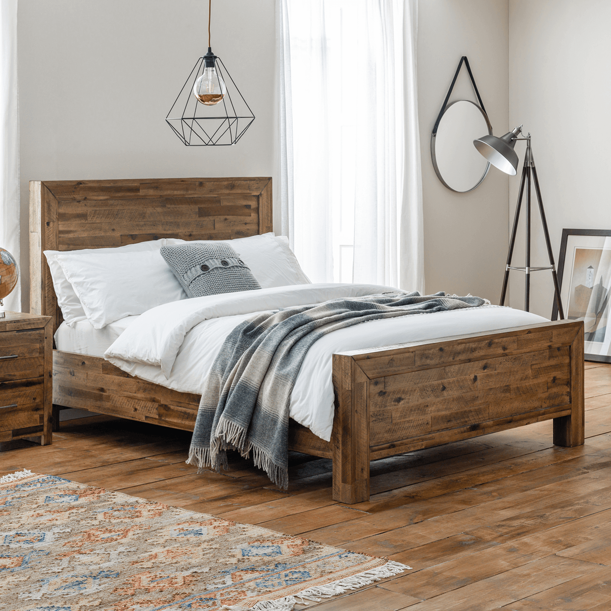 Montana Bedframe