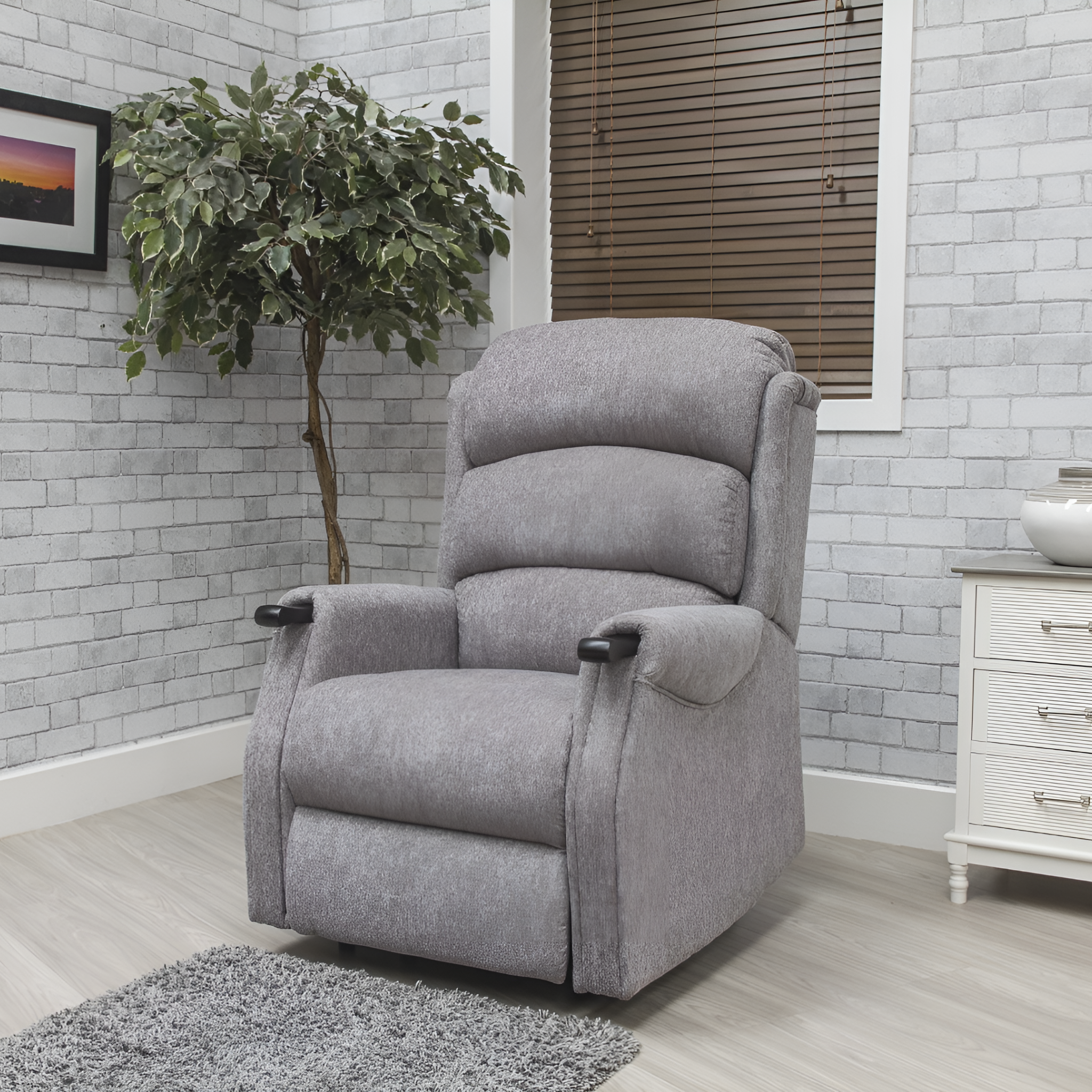 Harrington Lift & Rise Recliner
