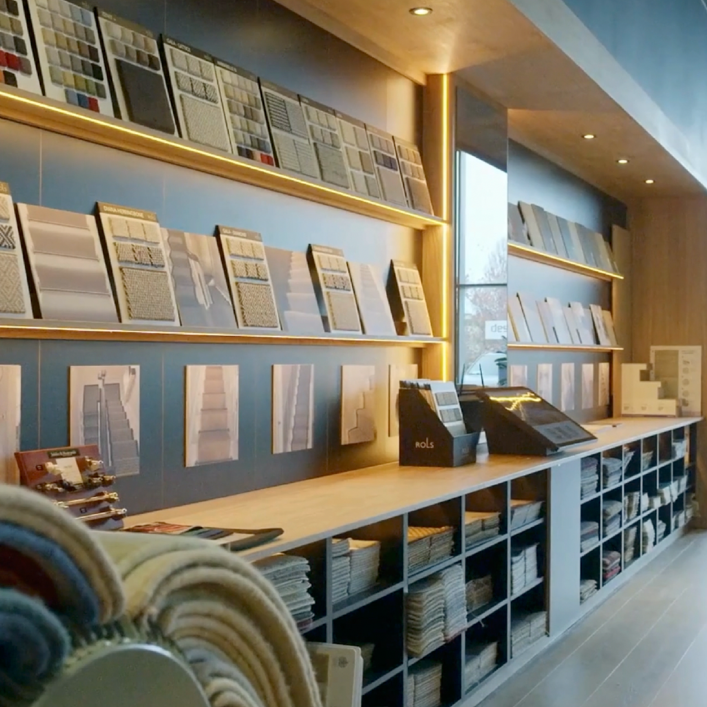Sit back and relax as a Des Kelly Interiors flooring expert brings the showroom to your front door.