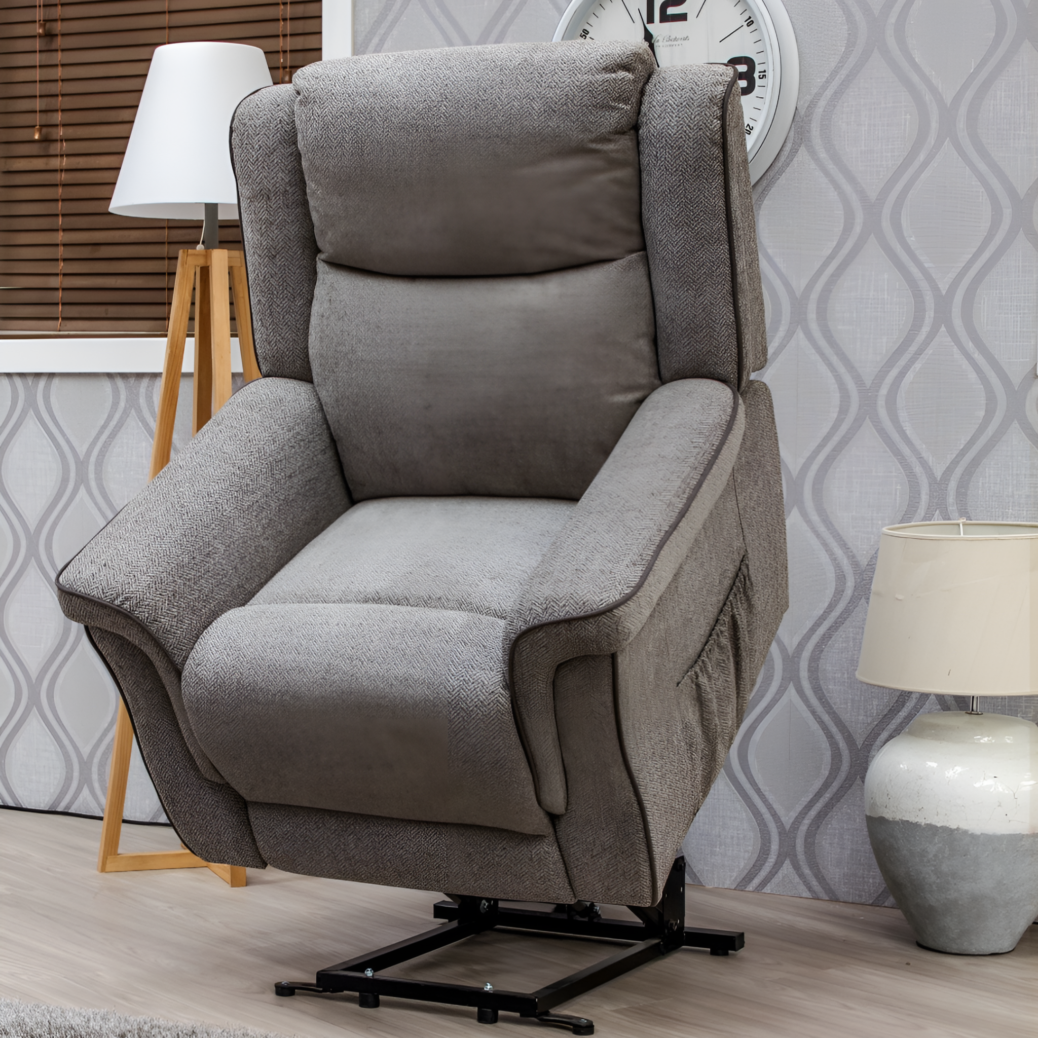 Spencer Lift & Rise Recliner