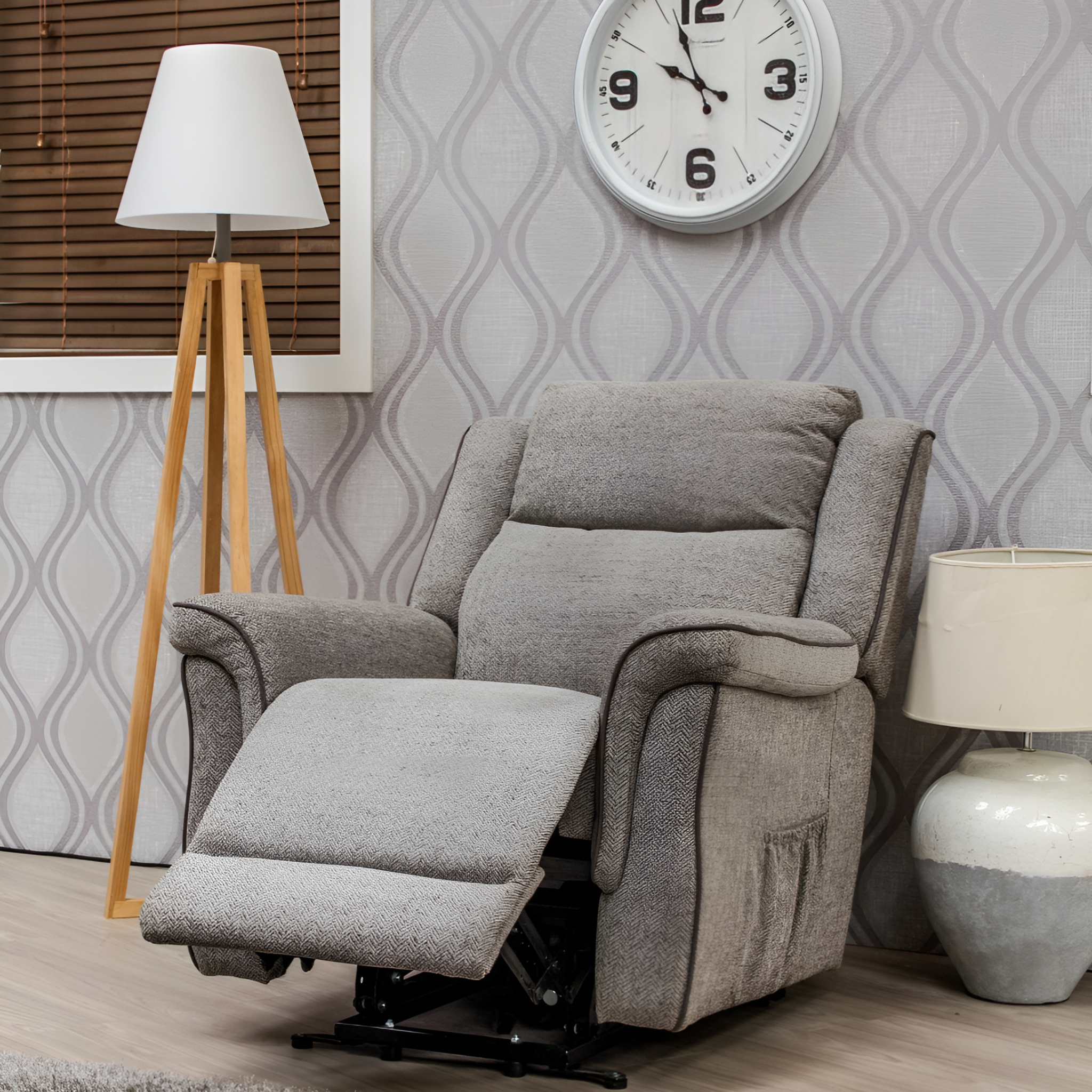 Spencer Lift & Rise Recliner