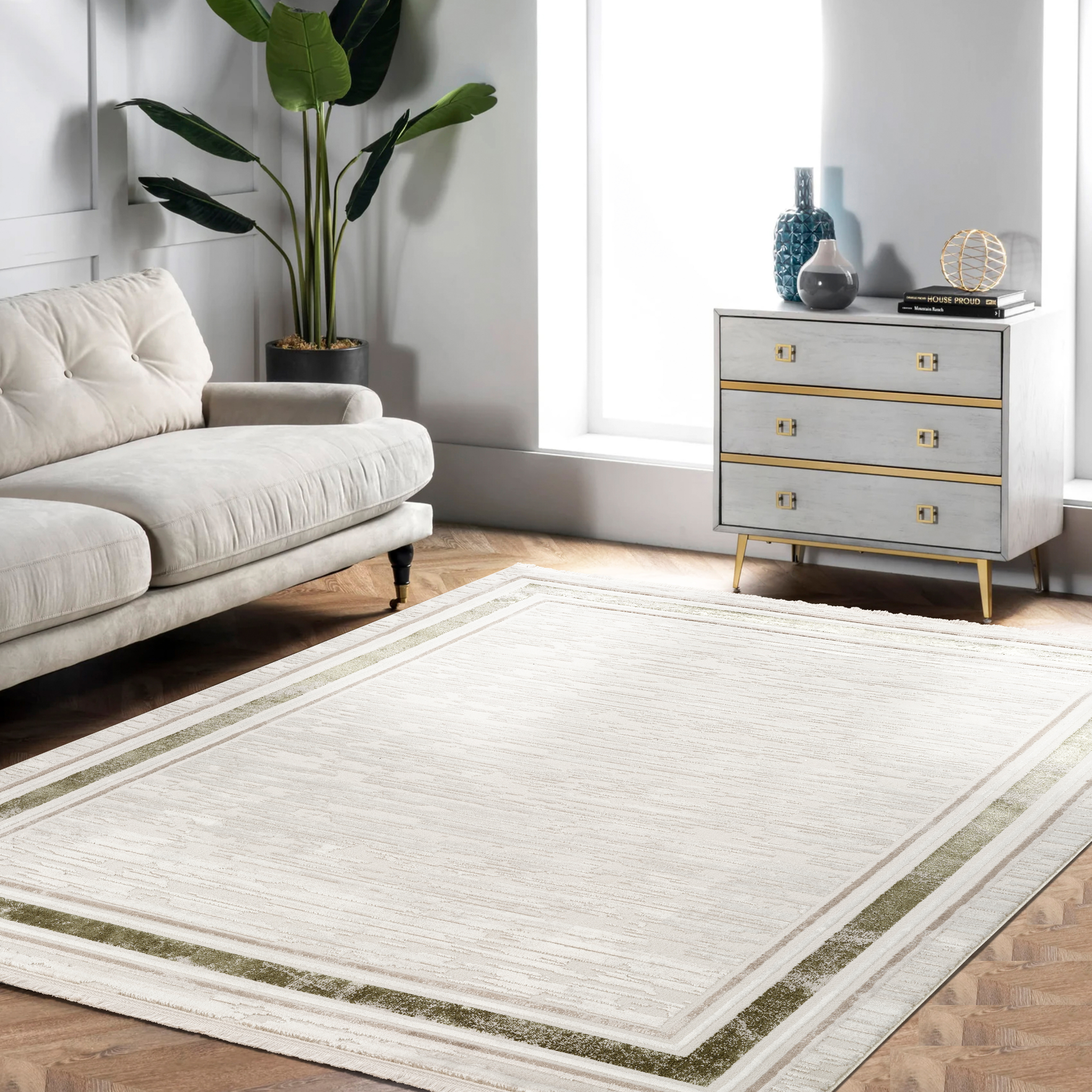 Troya Roman Green