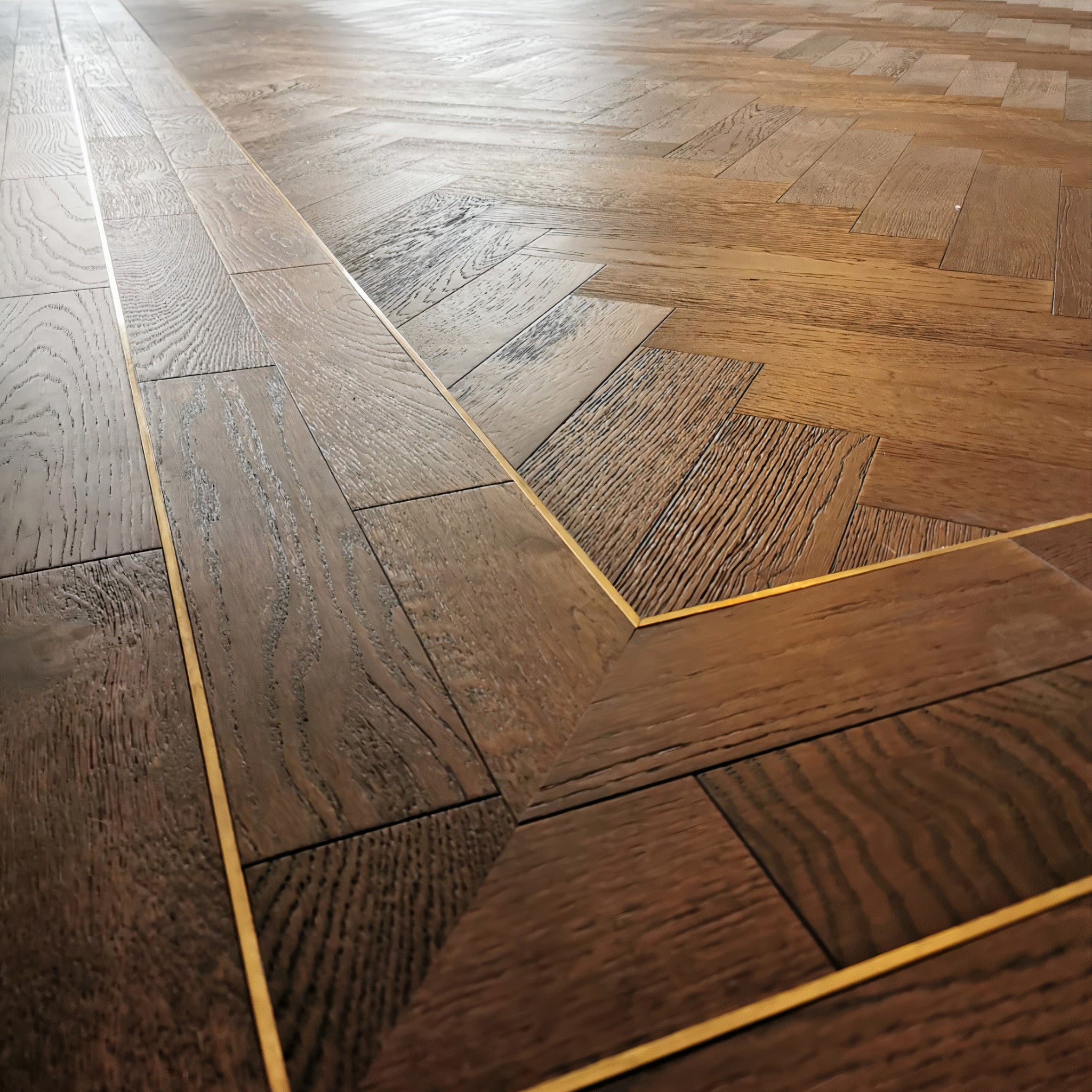 Soho Herringbone Oak 370