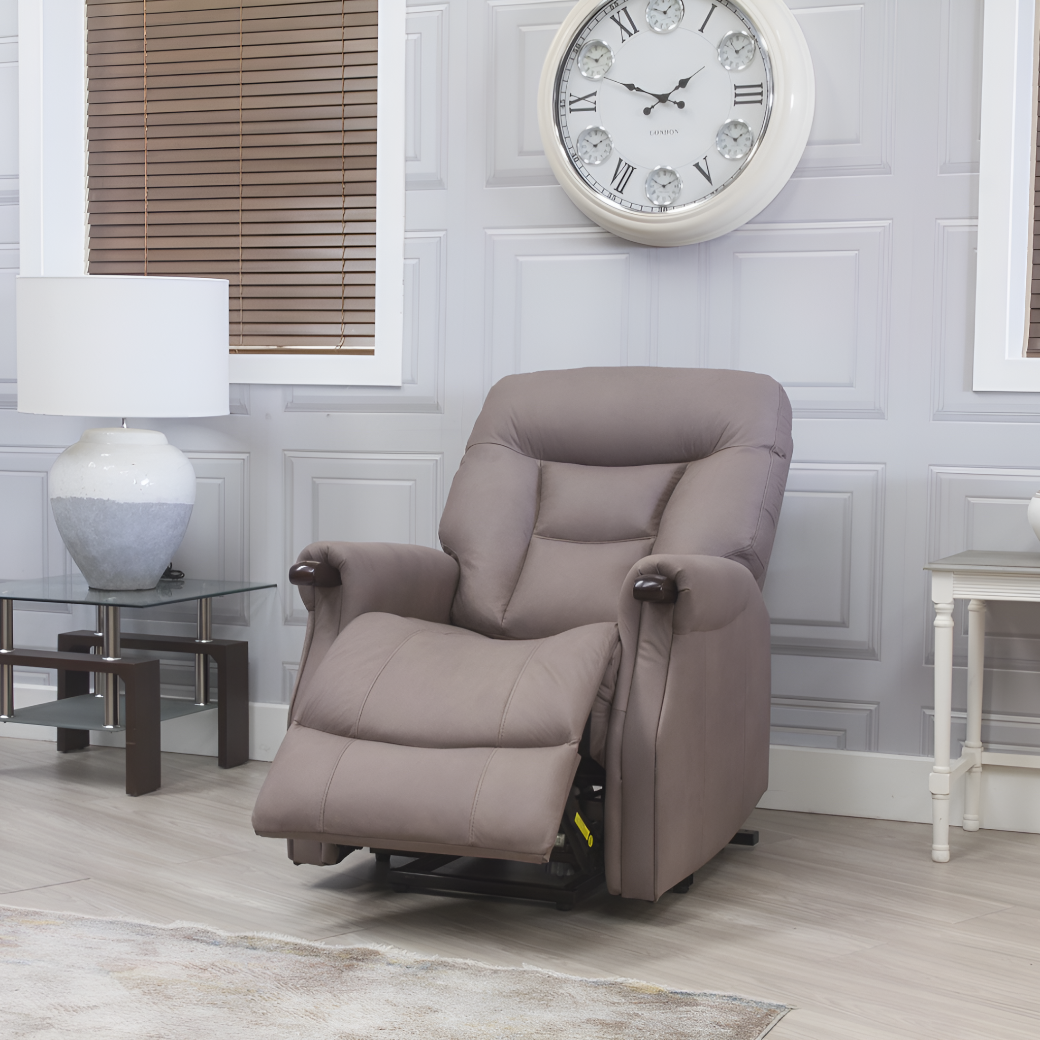 Windsor Lift & Rise Recliner