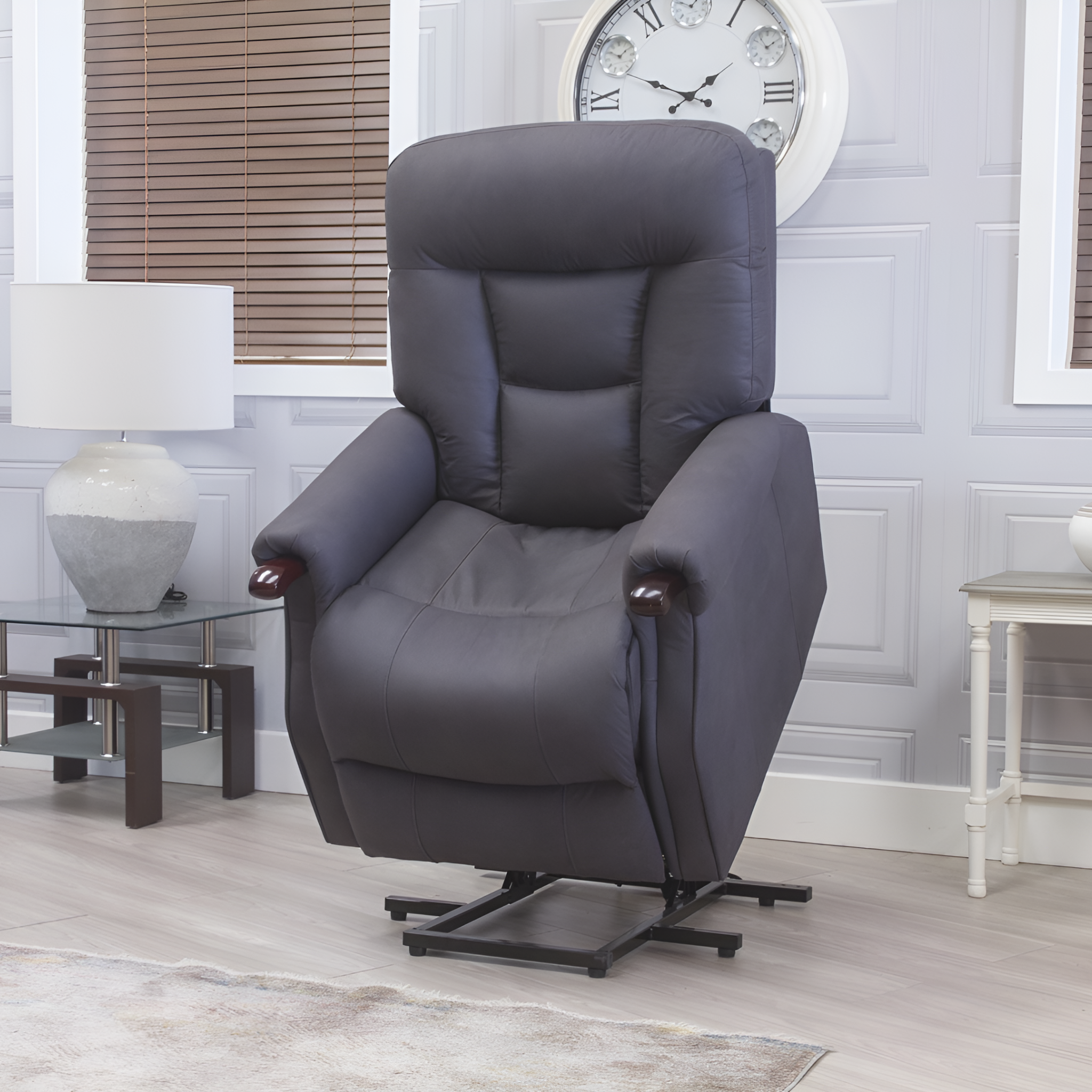 Windsor Lift & Rise Recliner