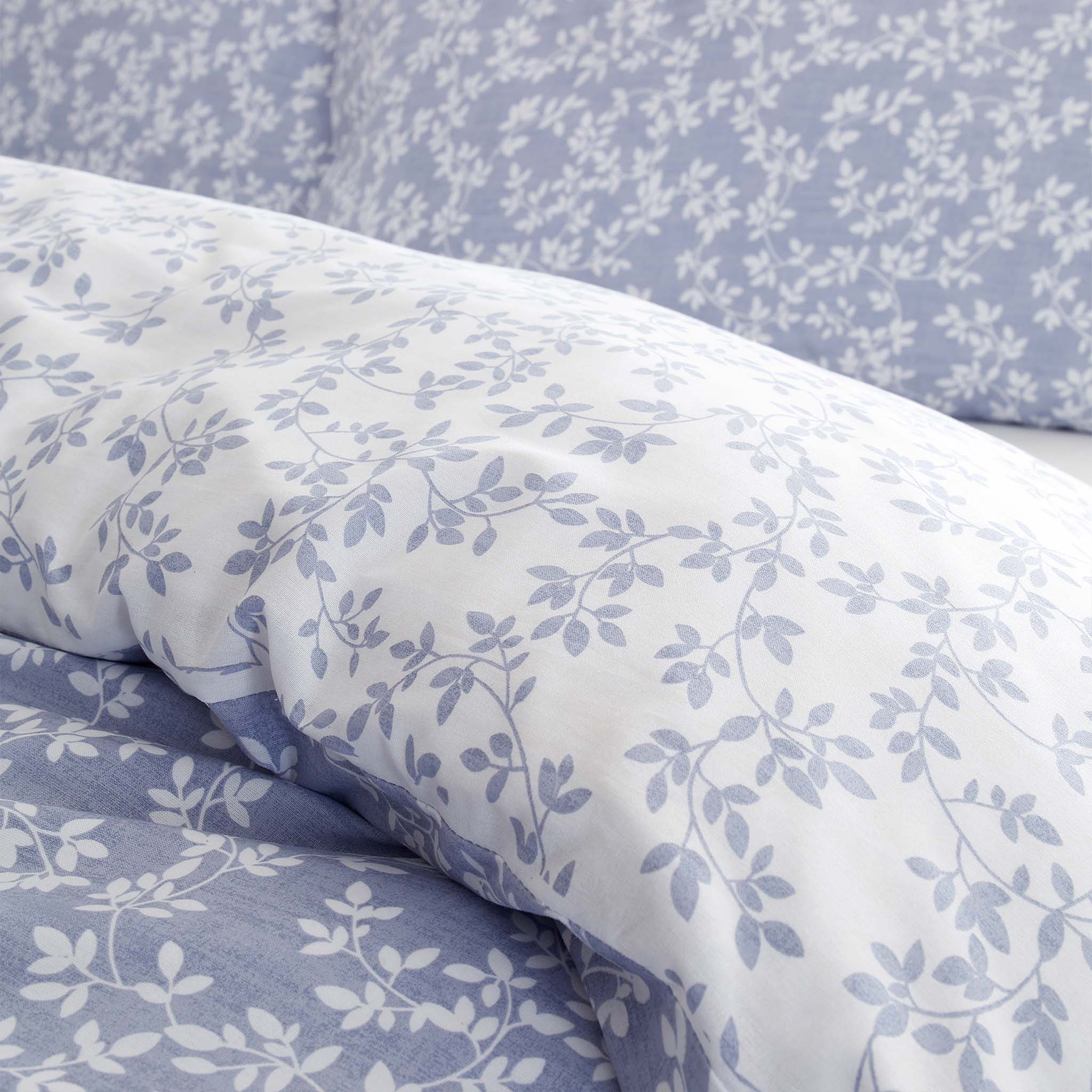 Shadow Leaves Duvet Set