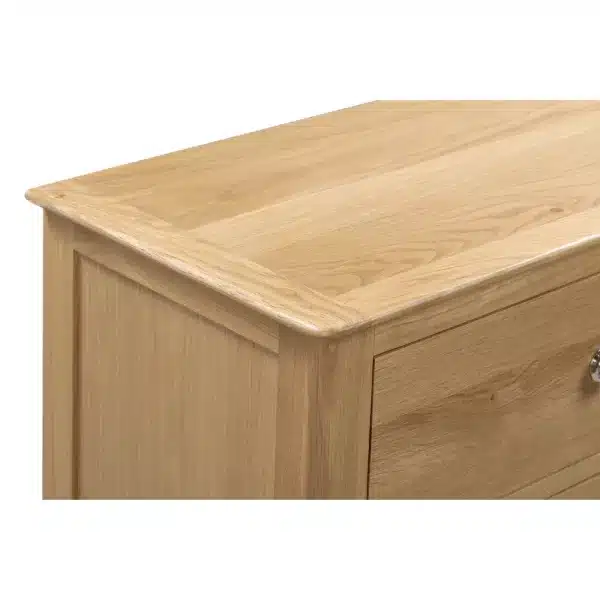 Cotswold 6 Drawer Wide Chest Detail jpg